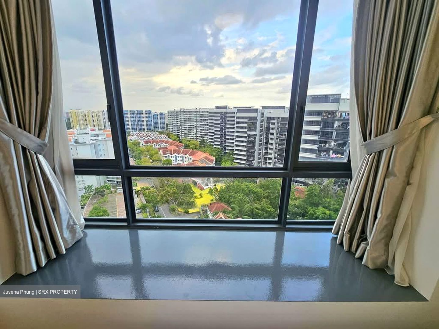 The Palette (D18), Condominium #553778311
